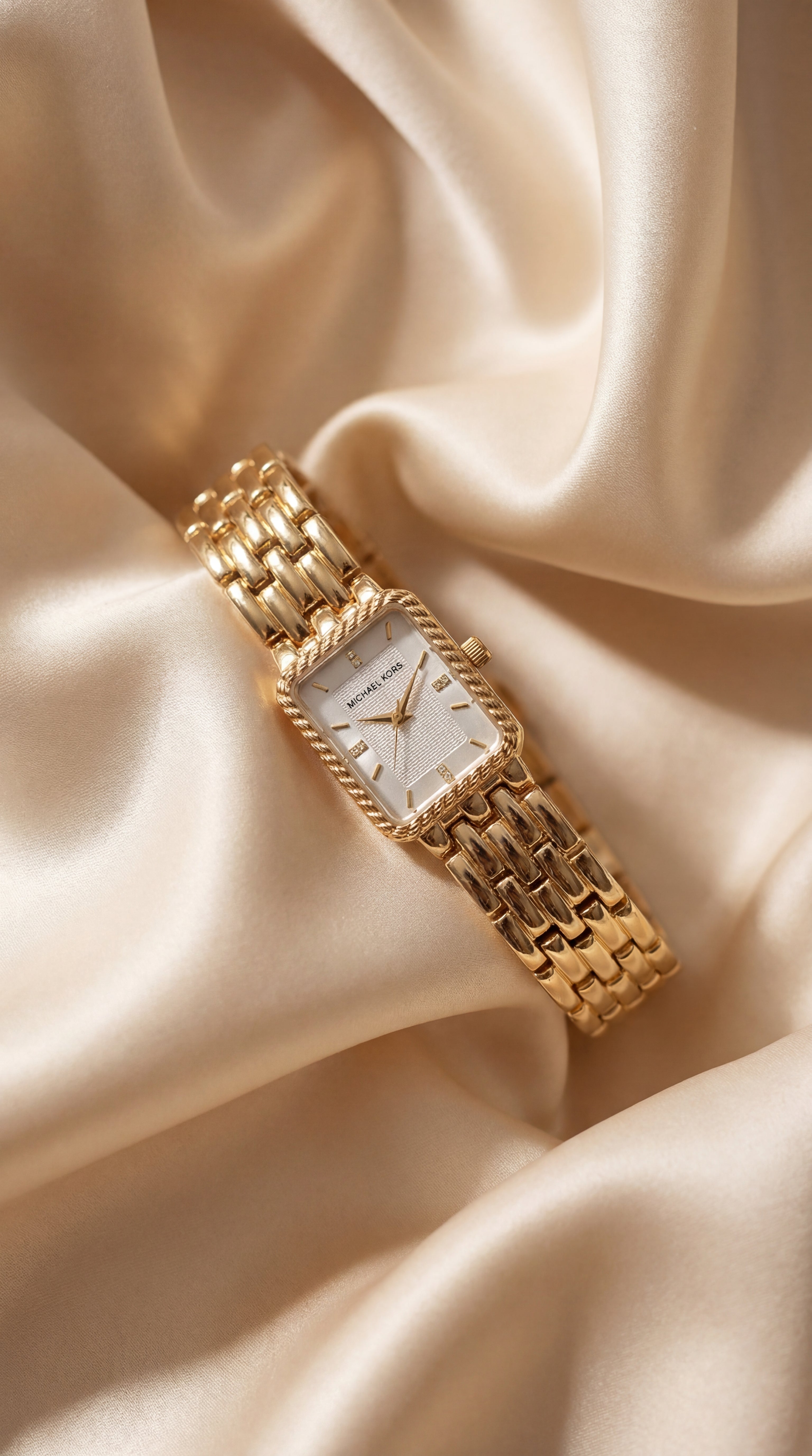 The Michael Kors Women Watch - White Dial