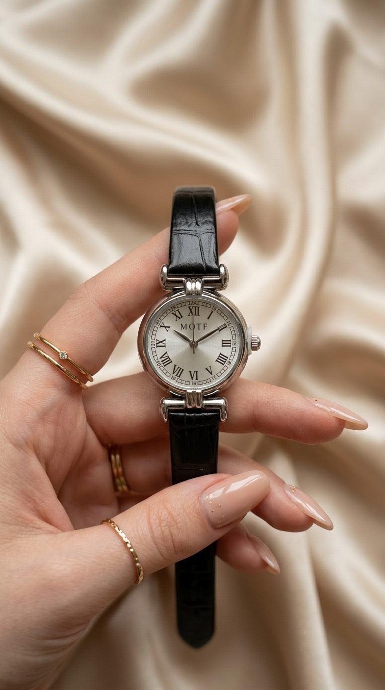 The MOTF Heritage Women Strap Watch