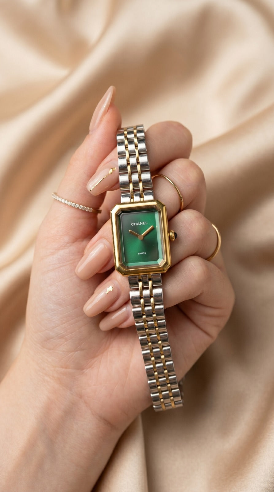 Chanel Iconic Women Watch - Green Dial