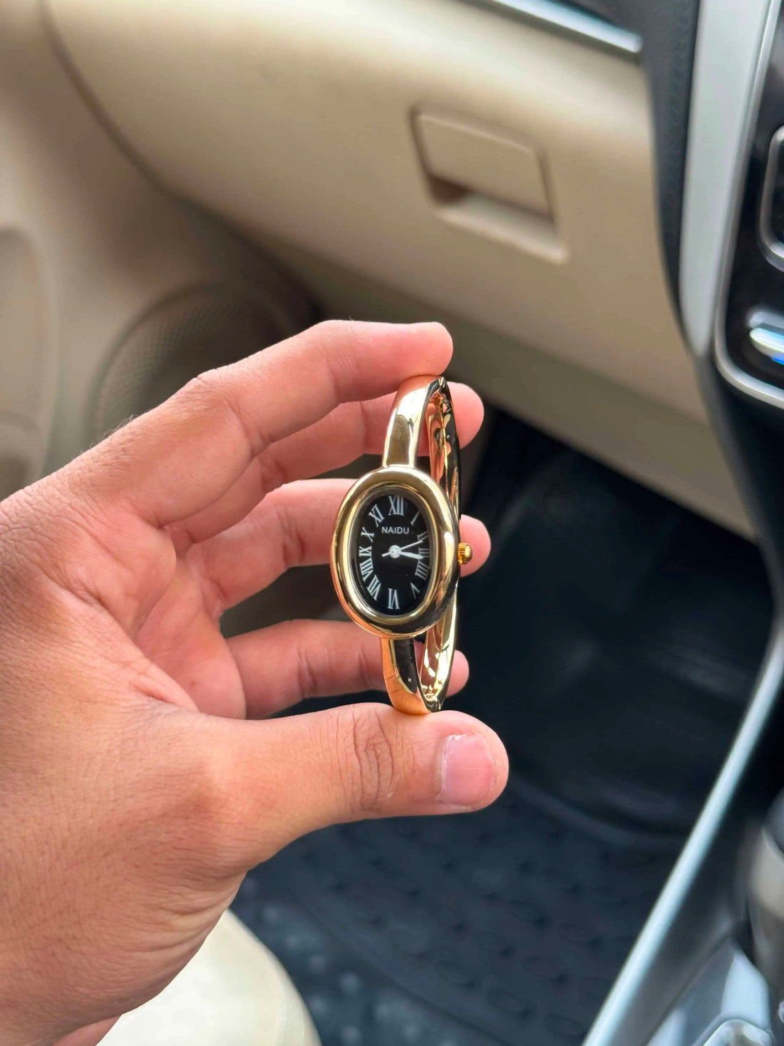 The Gilded Naidu Bangle Women Watch - Black