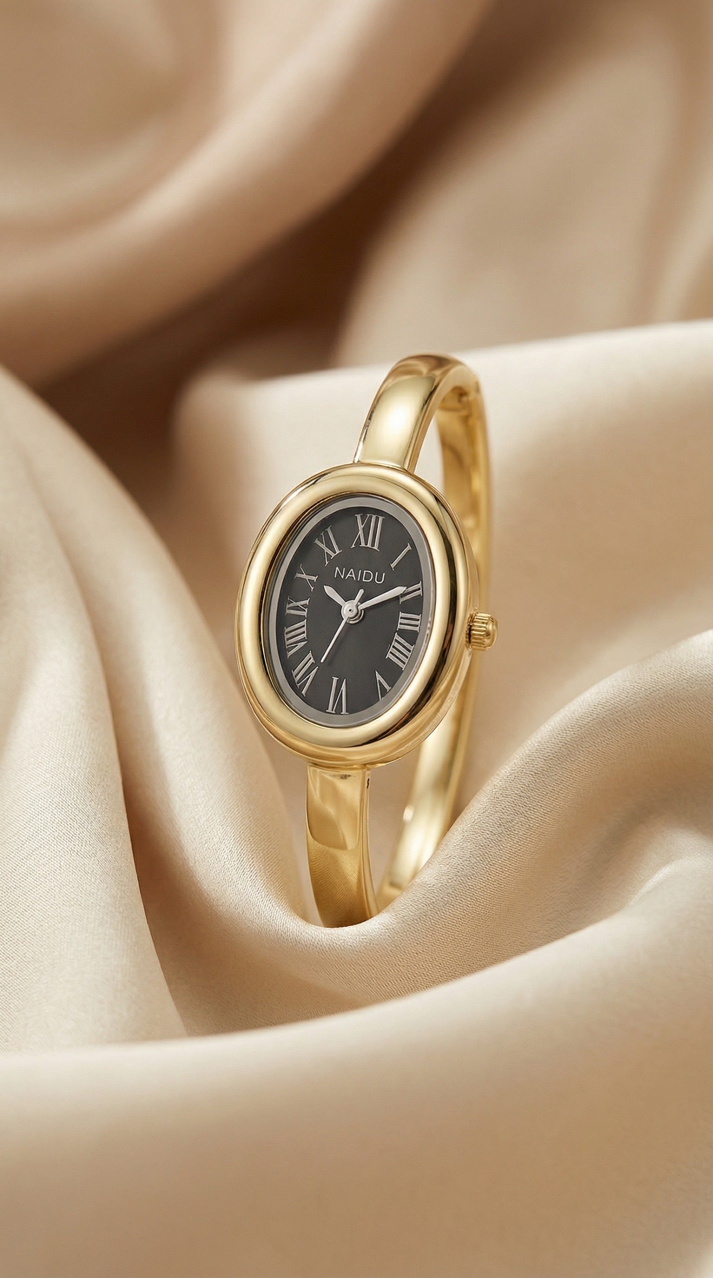 The Gilded Naidu Bangle Women Watch - Black