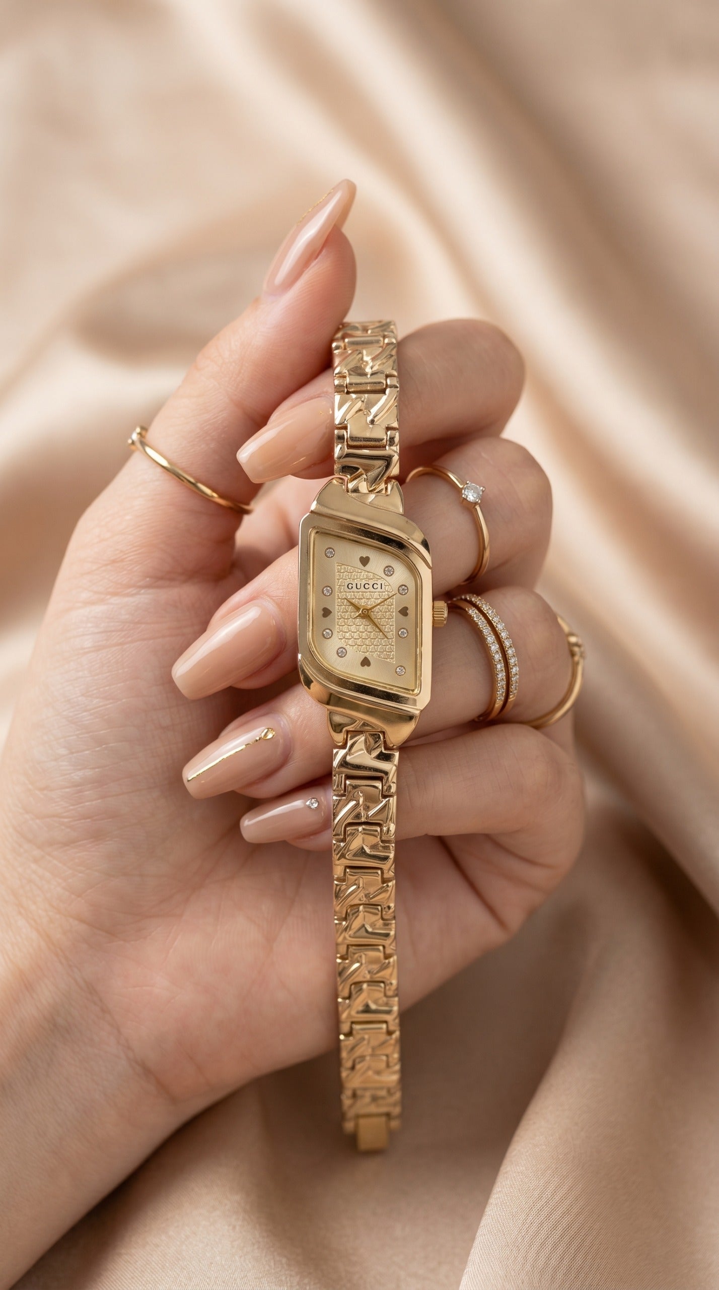 Gucci Whispering Golden Women Watch