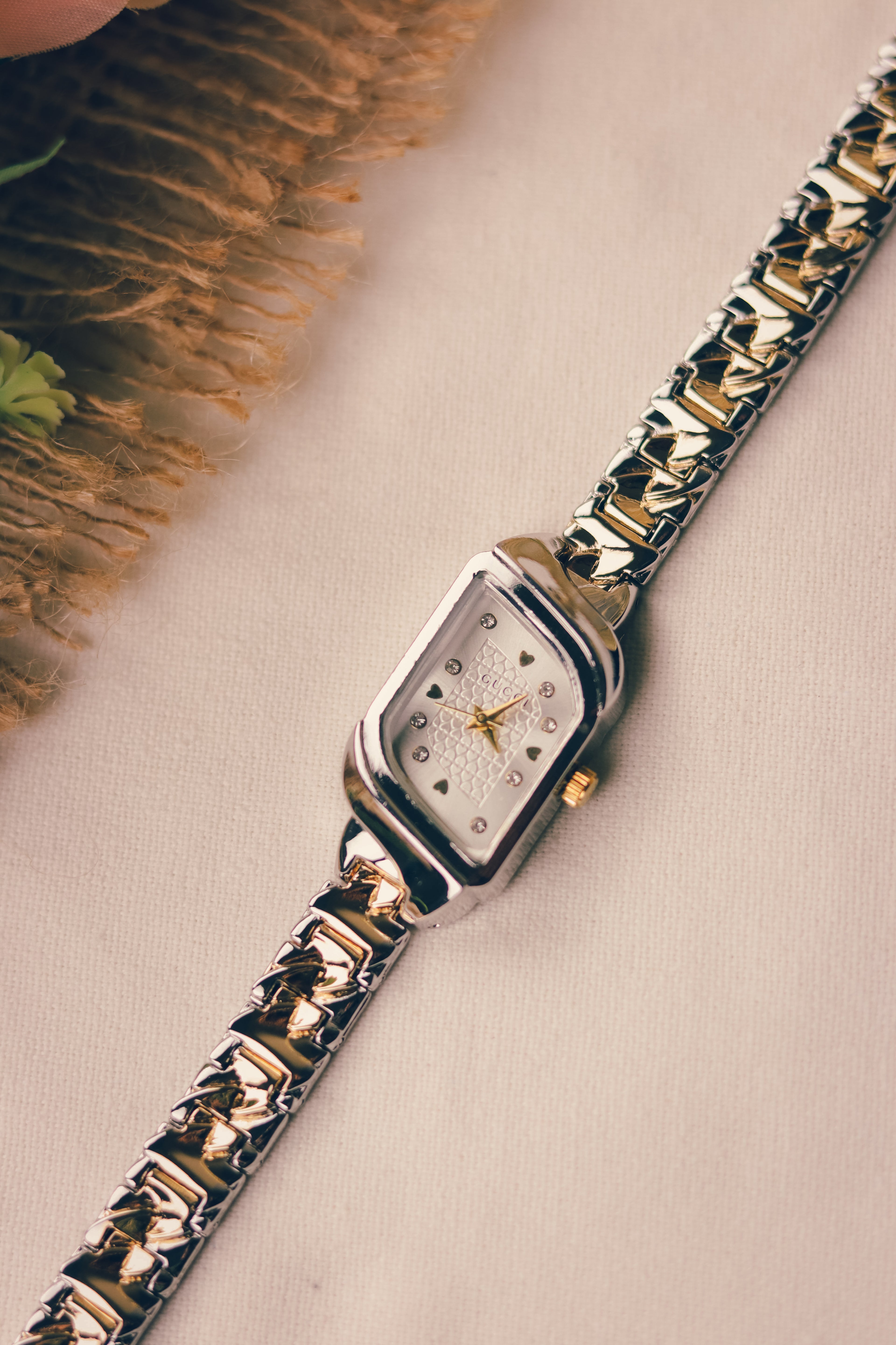 Gucci Whispering Golden Two Tone White Dial Women Watch