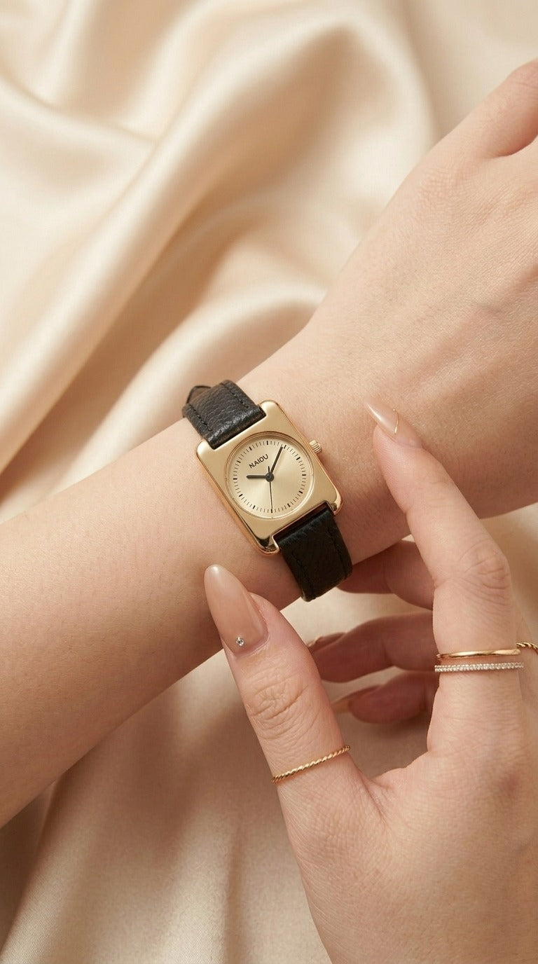 Naidu Chic Black Women Strap Watch