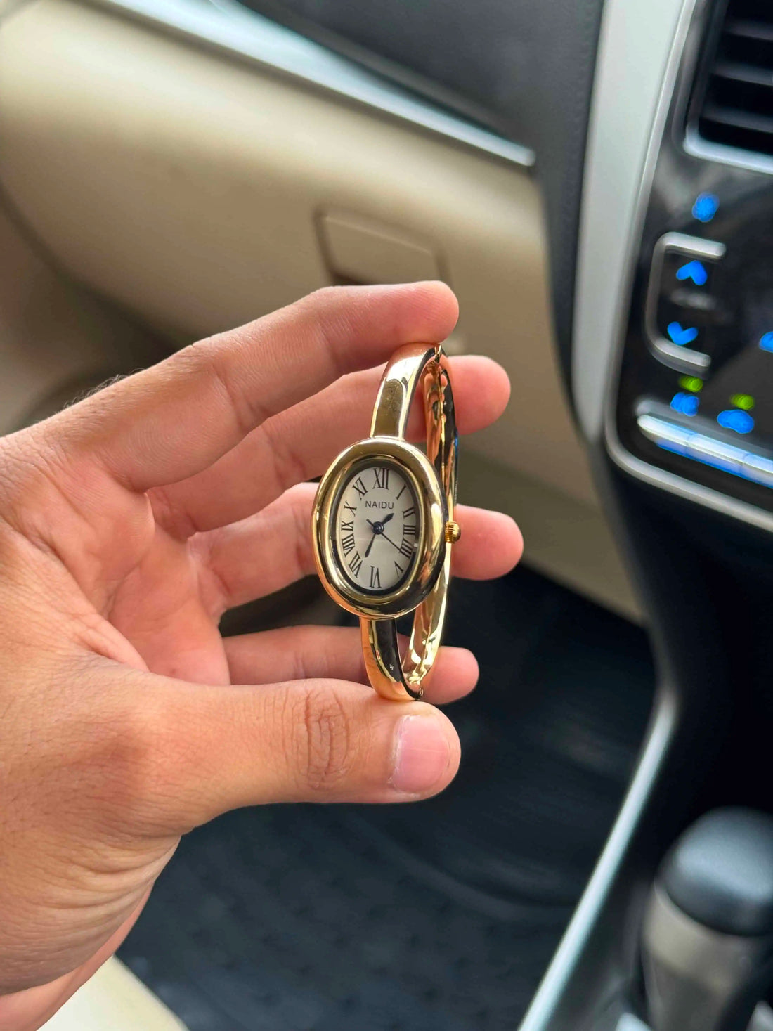 The Gilded Naidu Bangle Women Watch - White